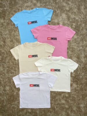 Baby Tee Diesel Letras Negras