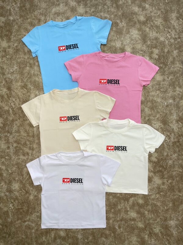Baby Tee Diesel Letras Negras
