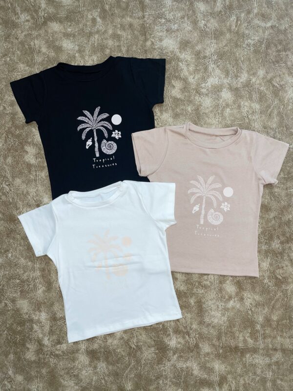 Baby Tee 🌴